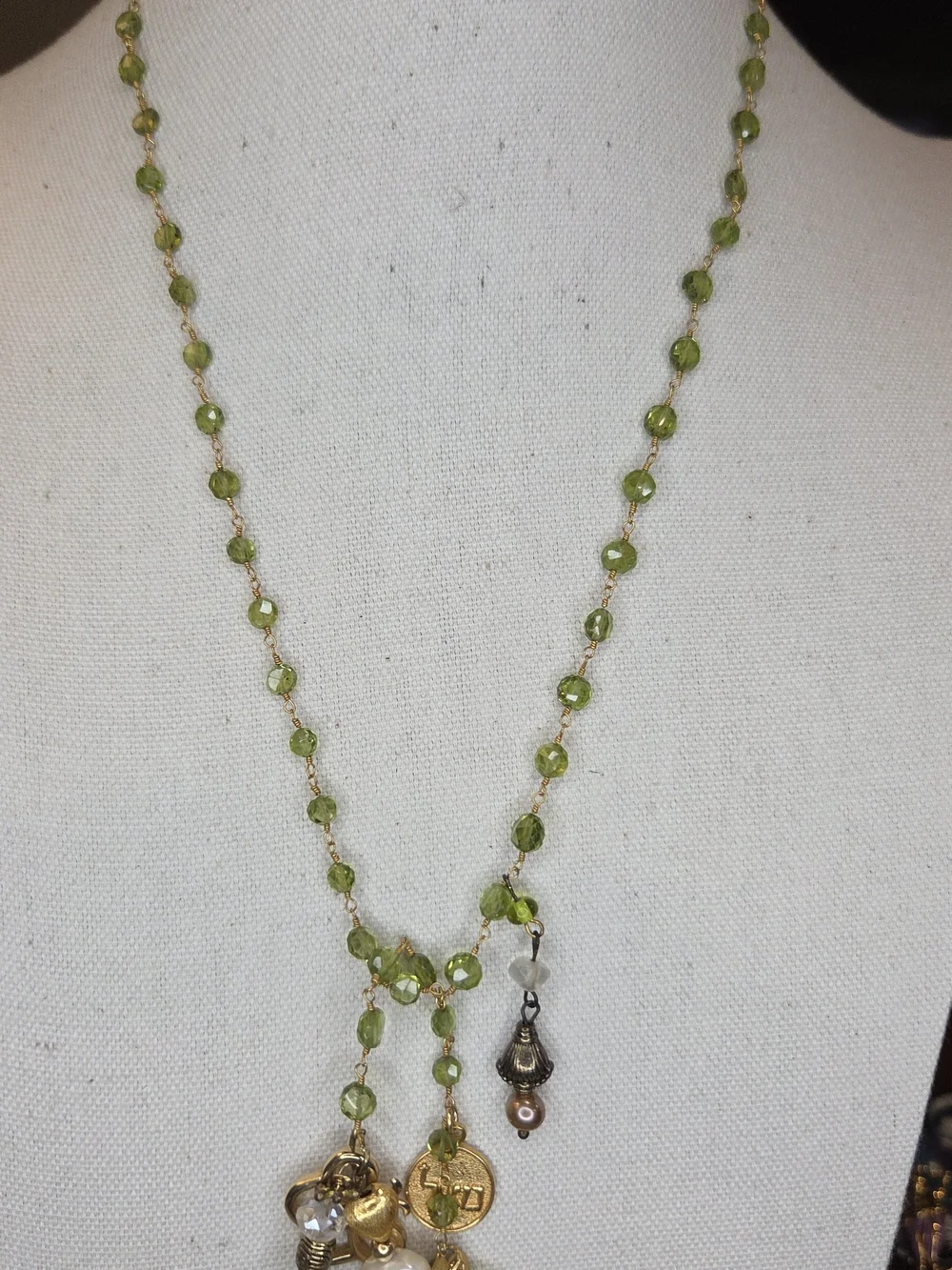 Beaded Green Pendant Cluster Necklace Lariat Style